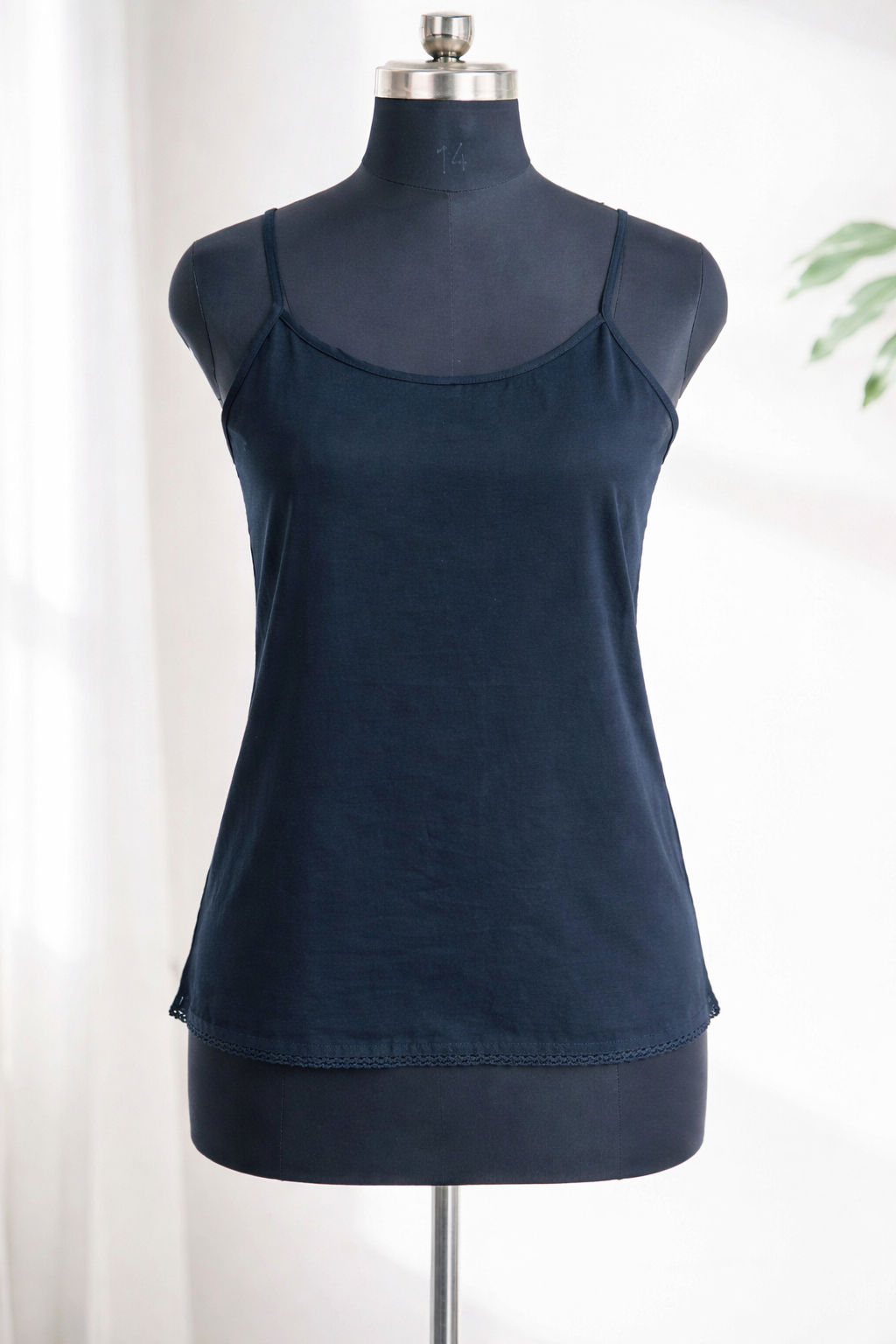 BLACK CAMI
