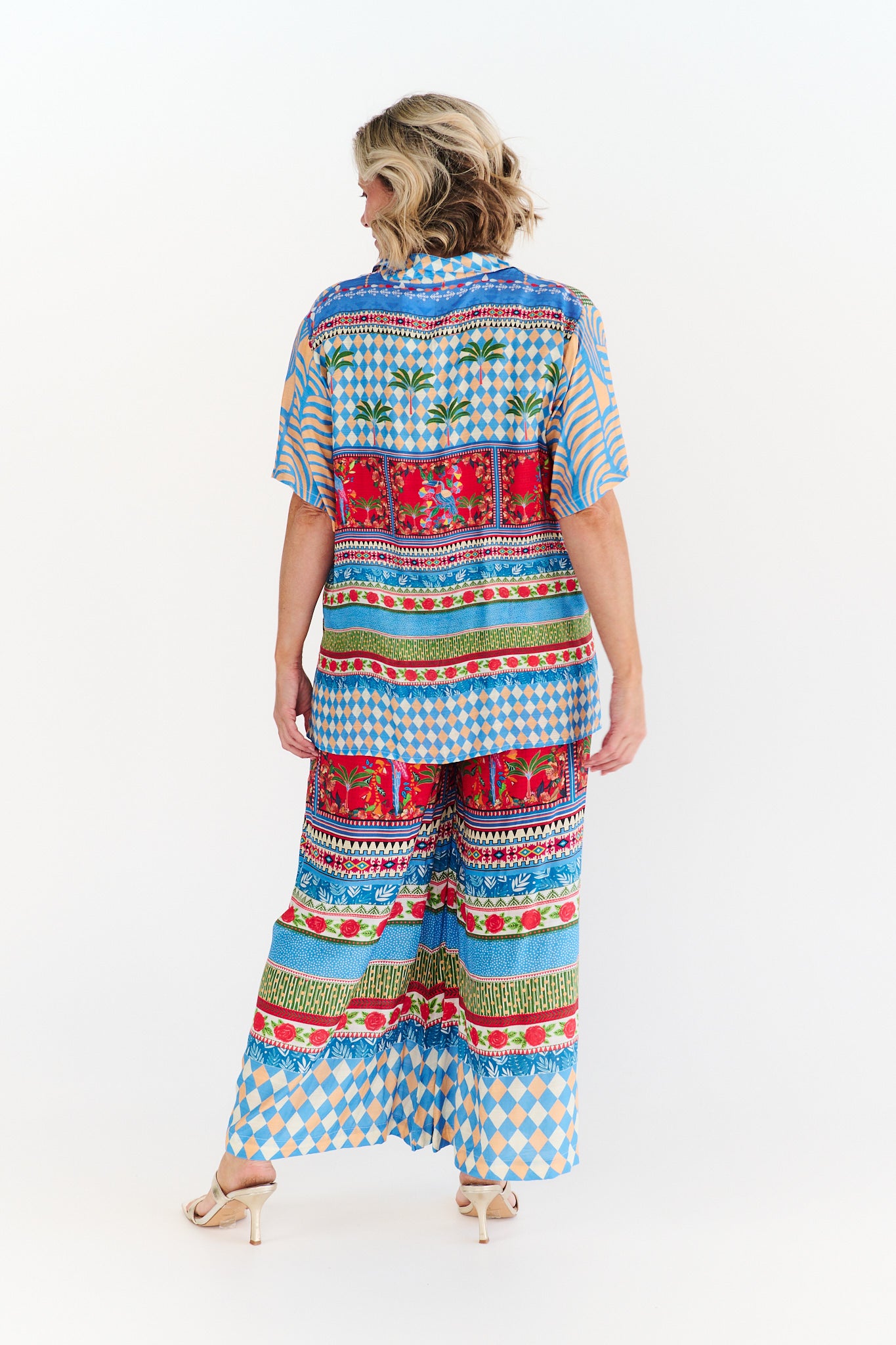 SARAH PANTS AND SHIRT SET